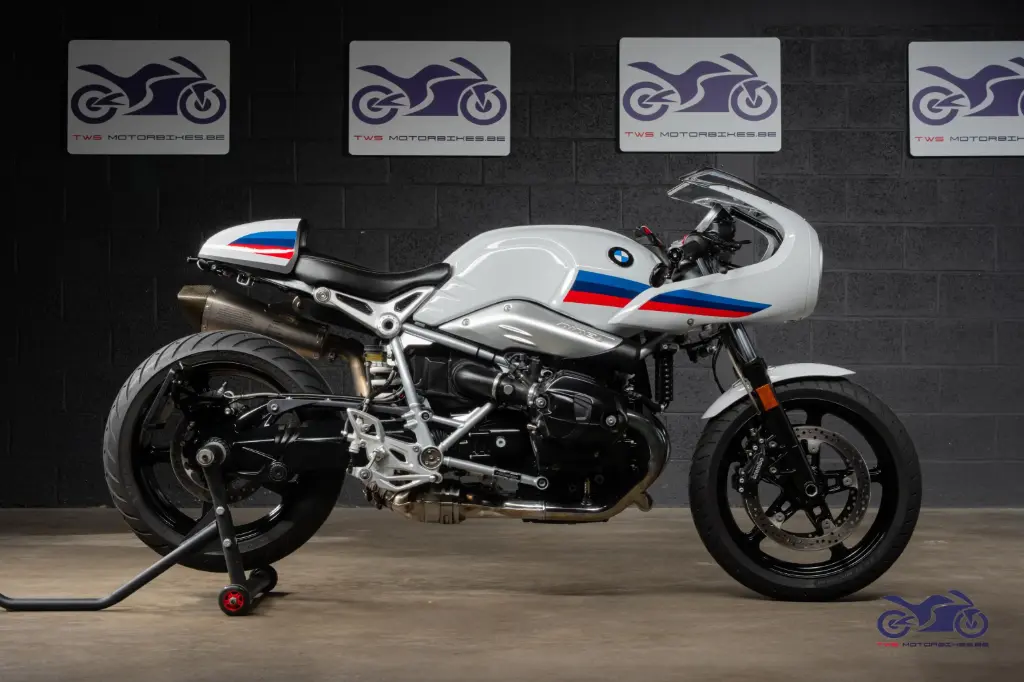 BMW R NINE T RACER