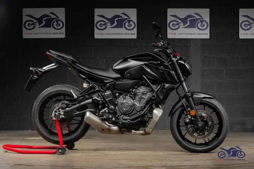 YAMAHA MT 07