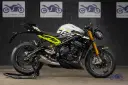 TRIUMPH STREET TRIPLE RS MOTO2