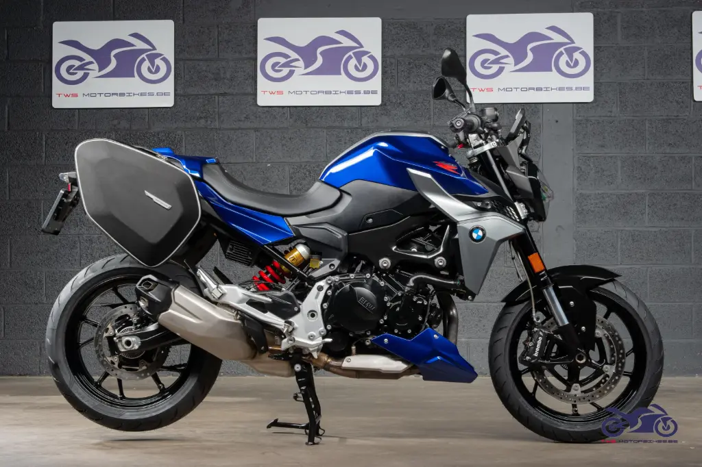 BMW F 900 R