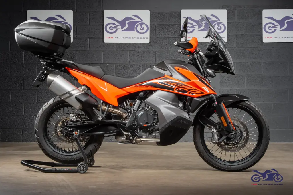 KTM 890 ADVENTURE