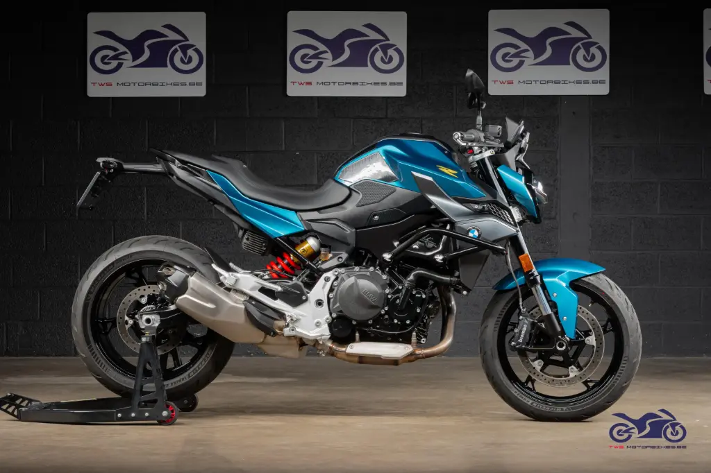 BMW F 900 R