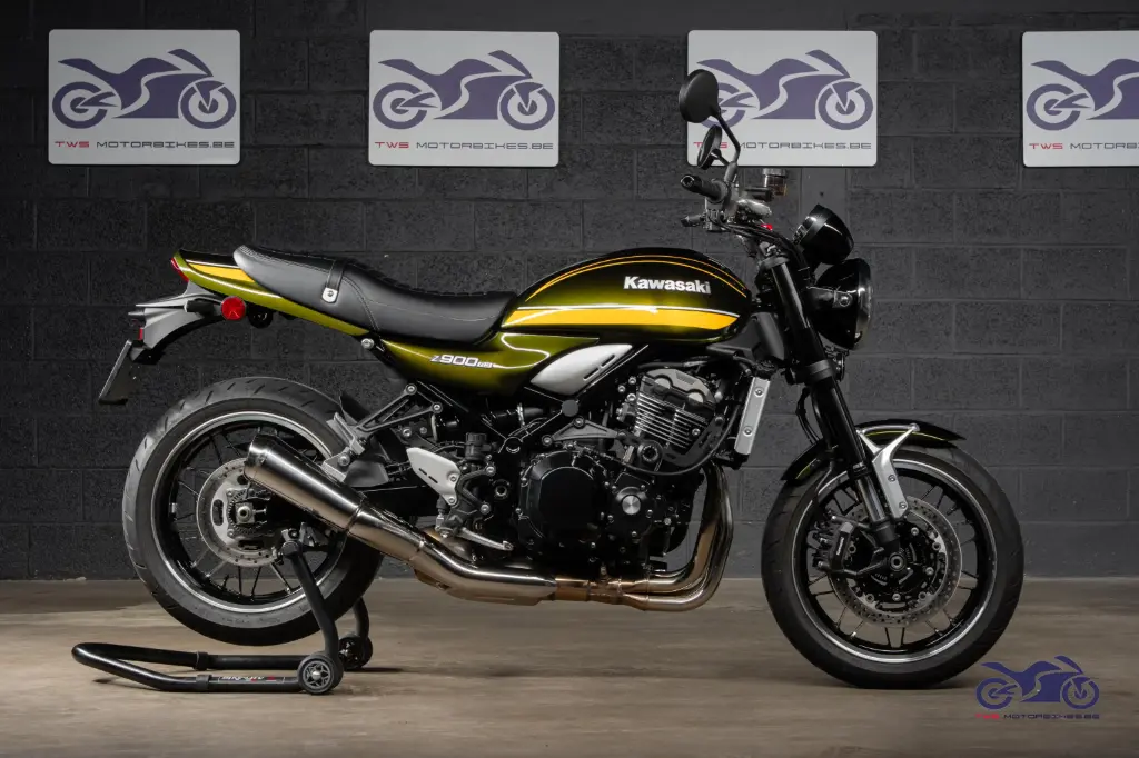 KAWASAKI Z 900 RS