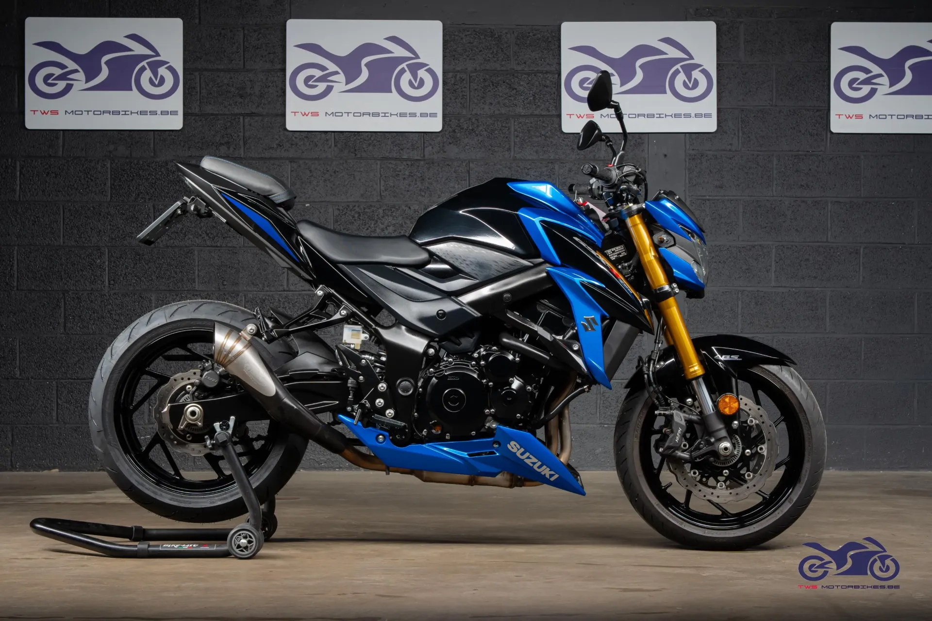 SUZUKI GSXS 750