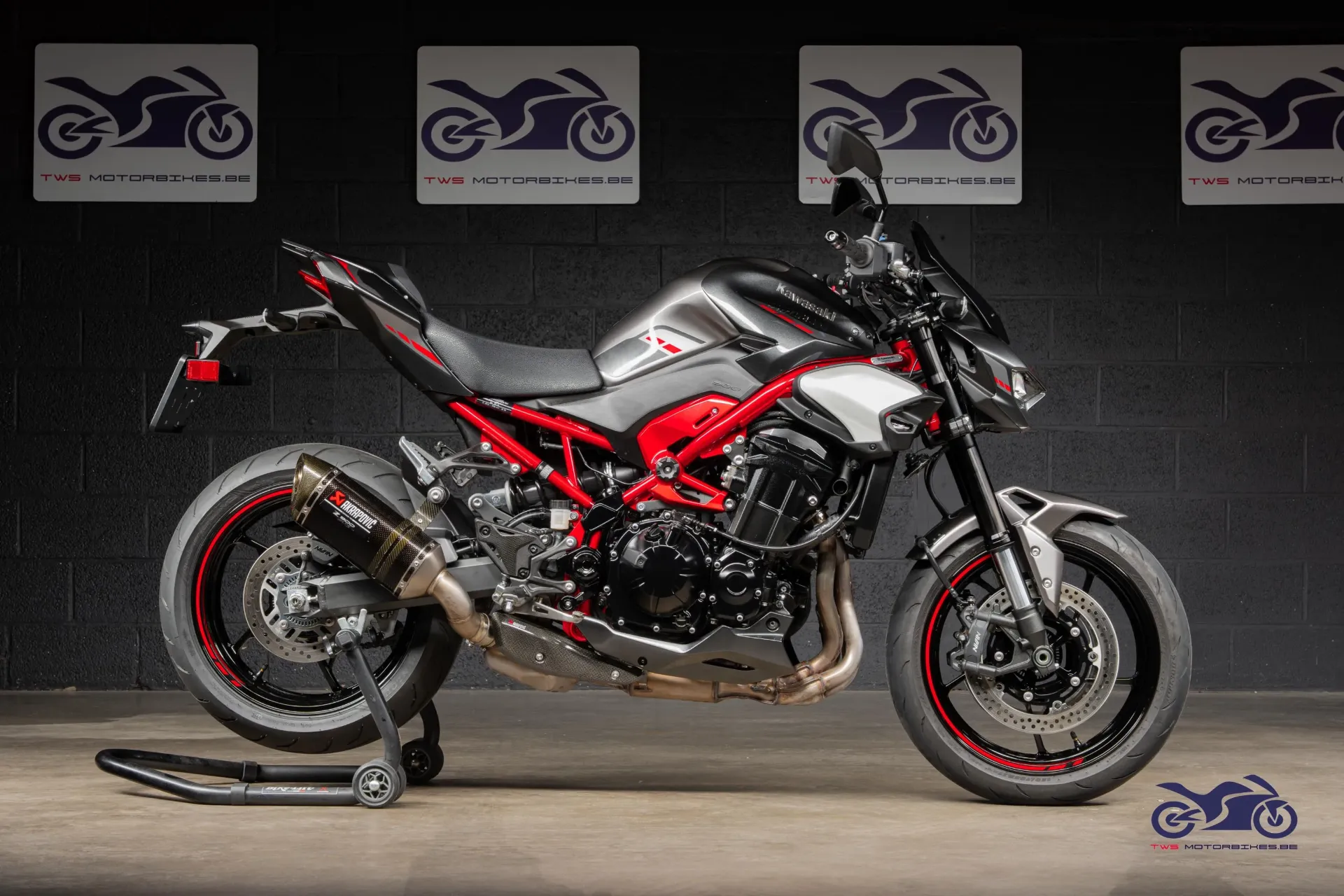 KAWASAKI Z 900