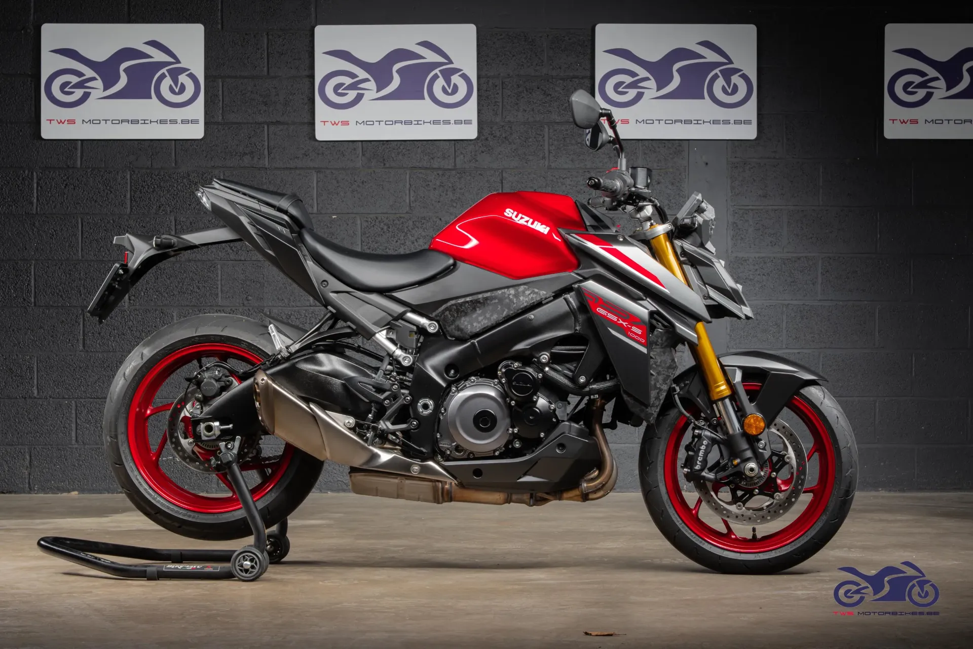 SUZUKI GSXS 1000