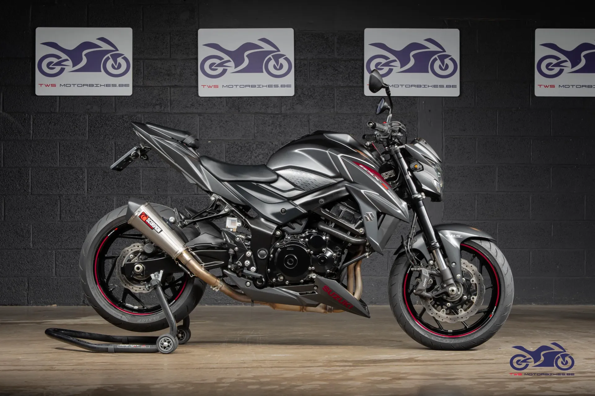 SUZUKI GSXS 750