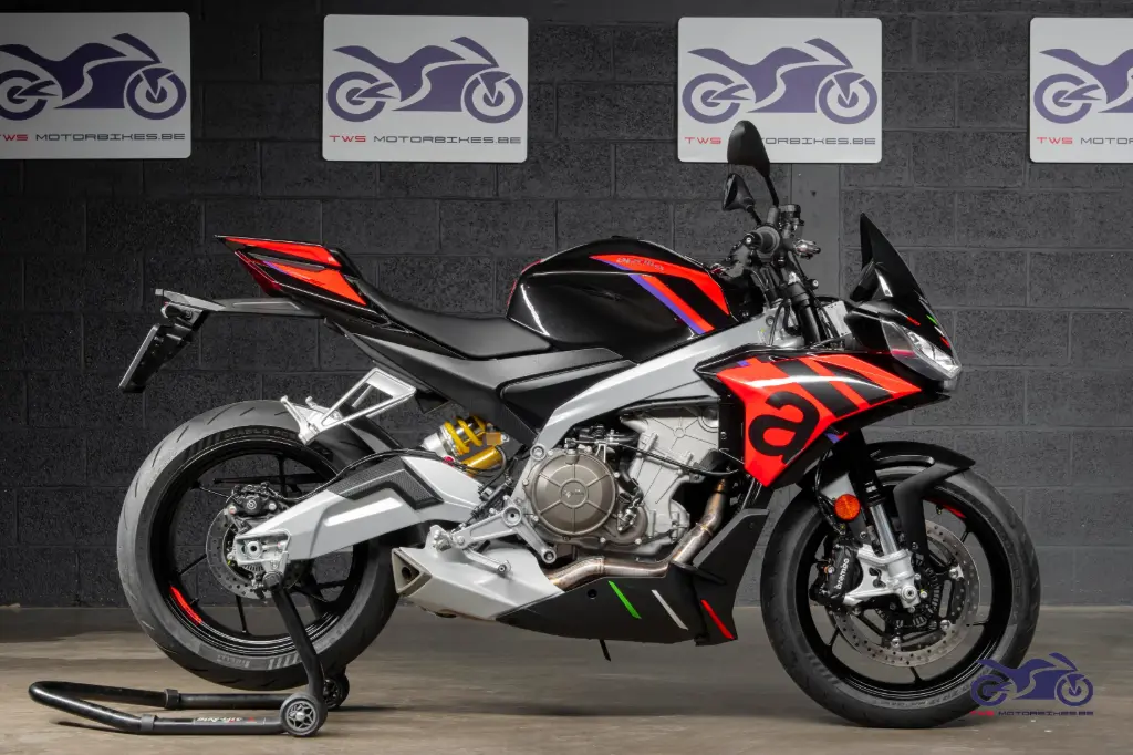 APRILIA TUONO 660 FACTORY